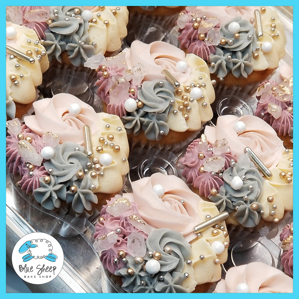 rosette cupcakes, floral cupcakes, flower cupcakes, cupcakes, custom cupcakes, nj cupcakes, birthday cupcakes, best cupcakes nj
